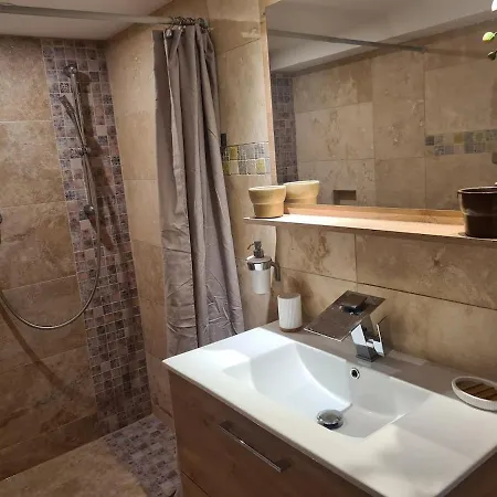 Flat With Sea View * Antibes