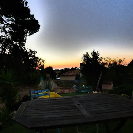 Flat With Sea View Appartement Antibes