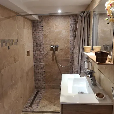 Flat With Sea View Appartement *