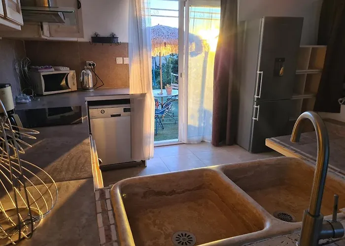 Flat With Sea View Appartamento Antibes